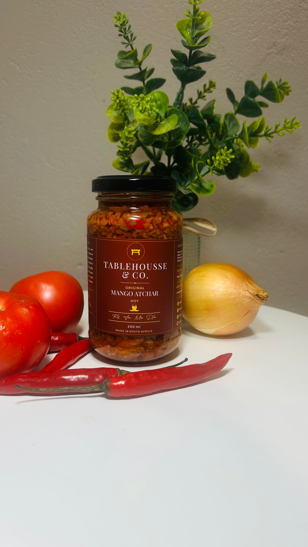 Mango Achaar Hot flavored "250ml"